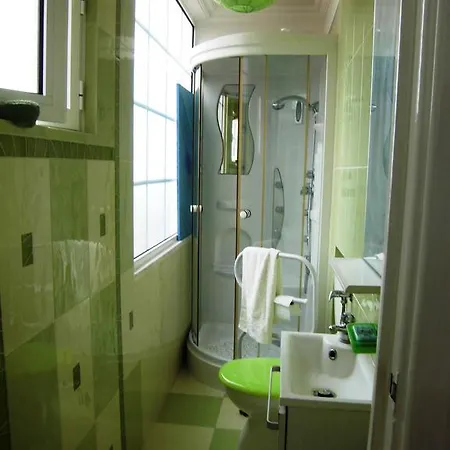 Bed & Breakfast Alfama 3b - Balby's Lisbona
