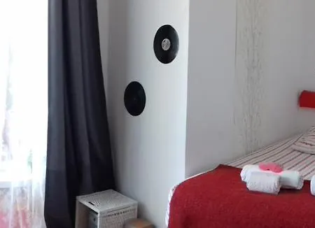 Alfama 3b - Balby's Bed & Breakfast Lisbona