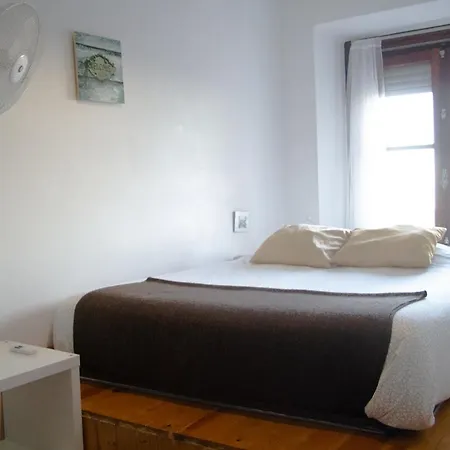 Alfama 3b - Balby's Bed & Breakfast