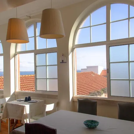 Alfama 3b - Balby's Bed & Breakfast Lisbona
