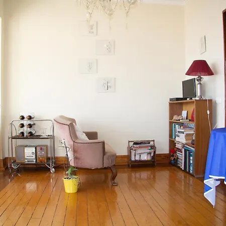 Alfama 3b - Balby's فندق مبيت وإفطار 3*